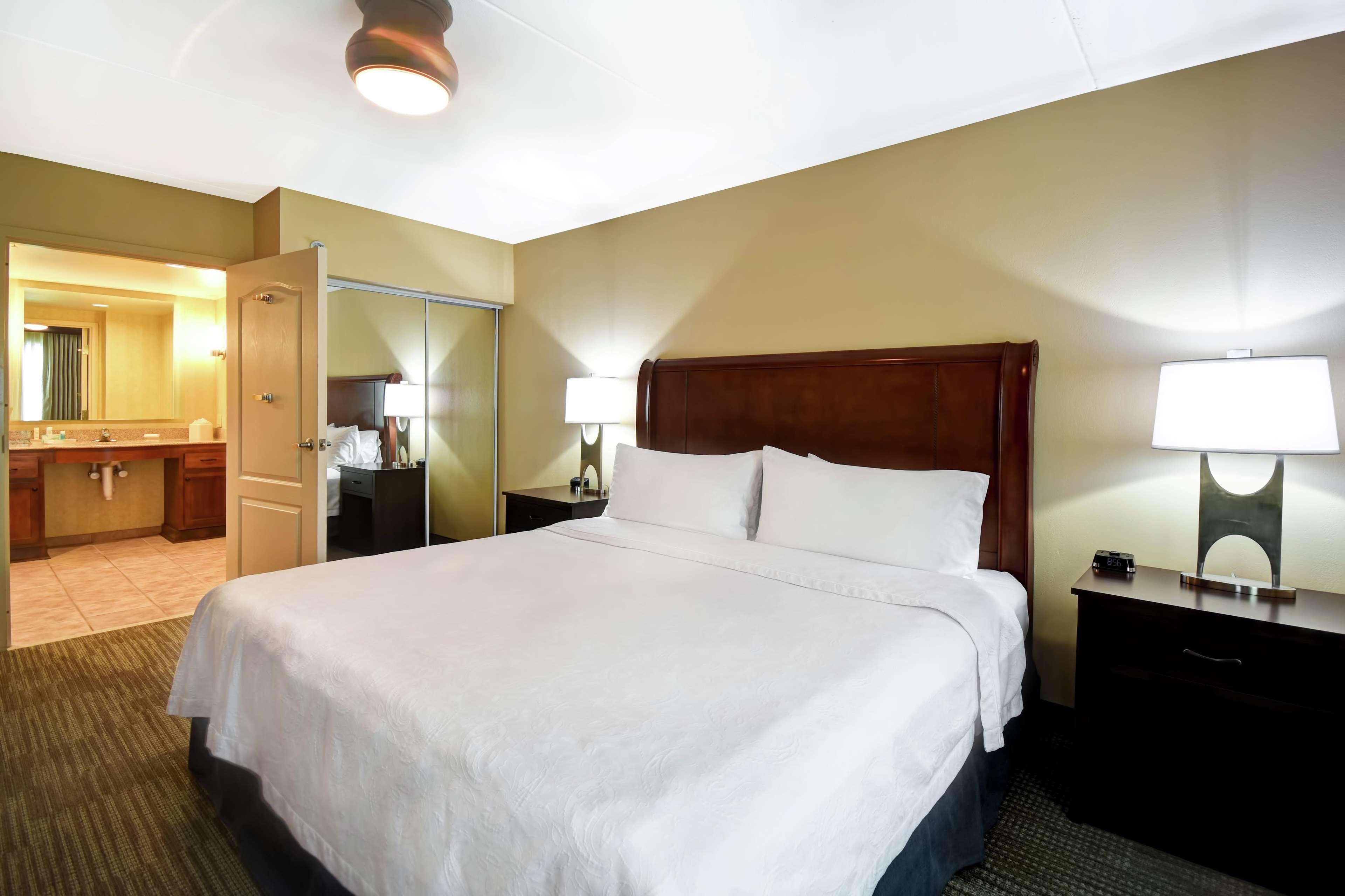 Homewood Suites By Hilton Lancaster Exterior foto